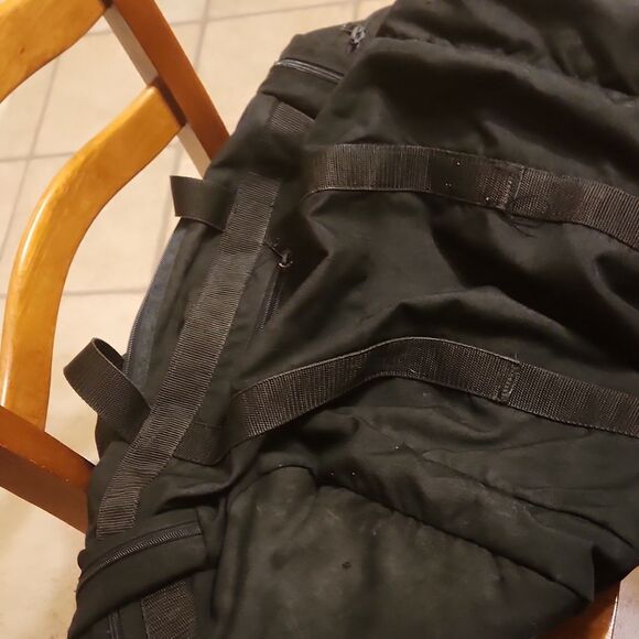 L.L. Bean Vintage Black 20" Duffel Bag - Picture 14 of 14